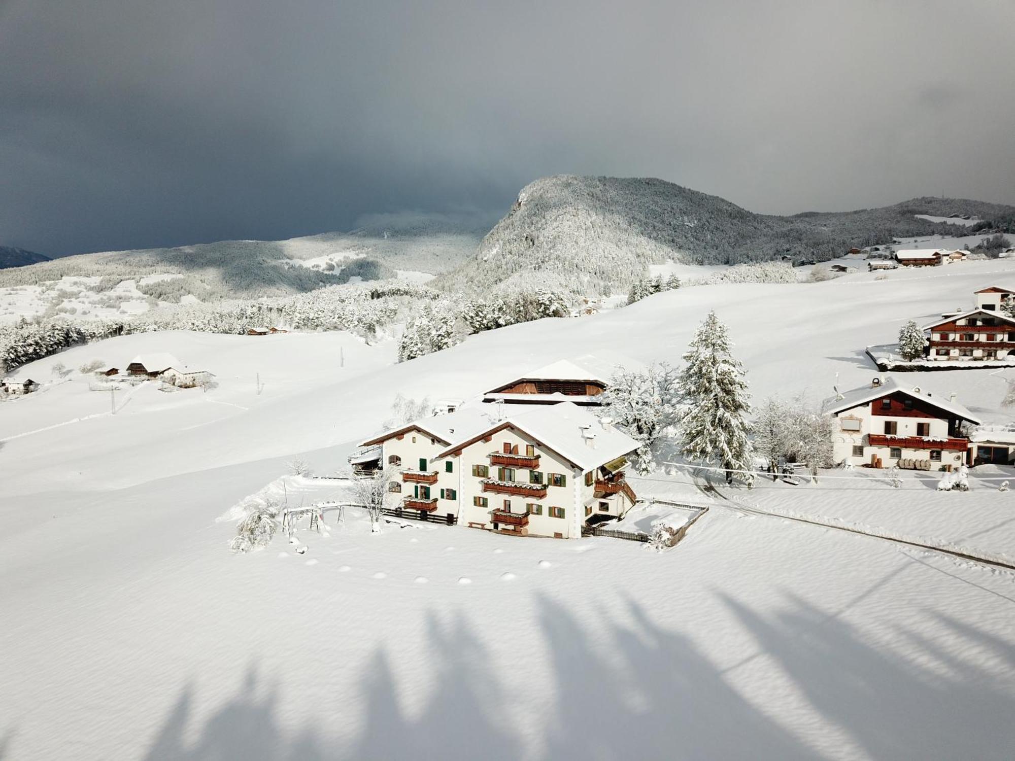 Hof Zerund Villa กัสเตลรอตโต ภายนอก รูปภาพ